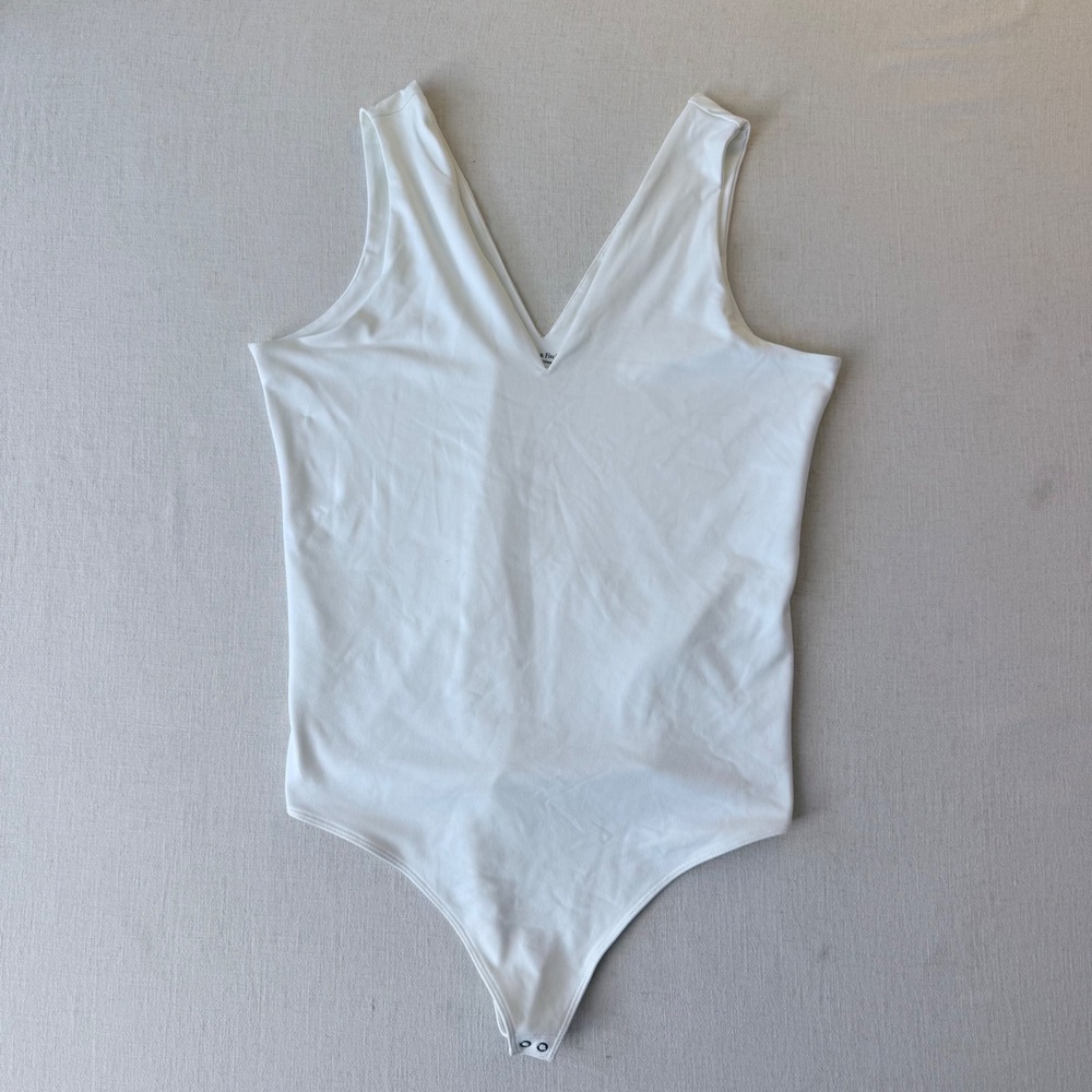 Abercrombie Soft A&F Bodysuit XL White Deep V Clean Girl Minimalist NWT